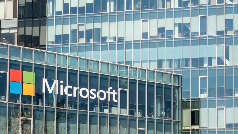 微软大刀阔斧重组AI部门